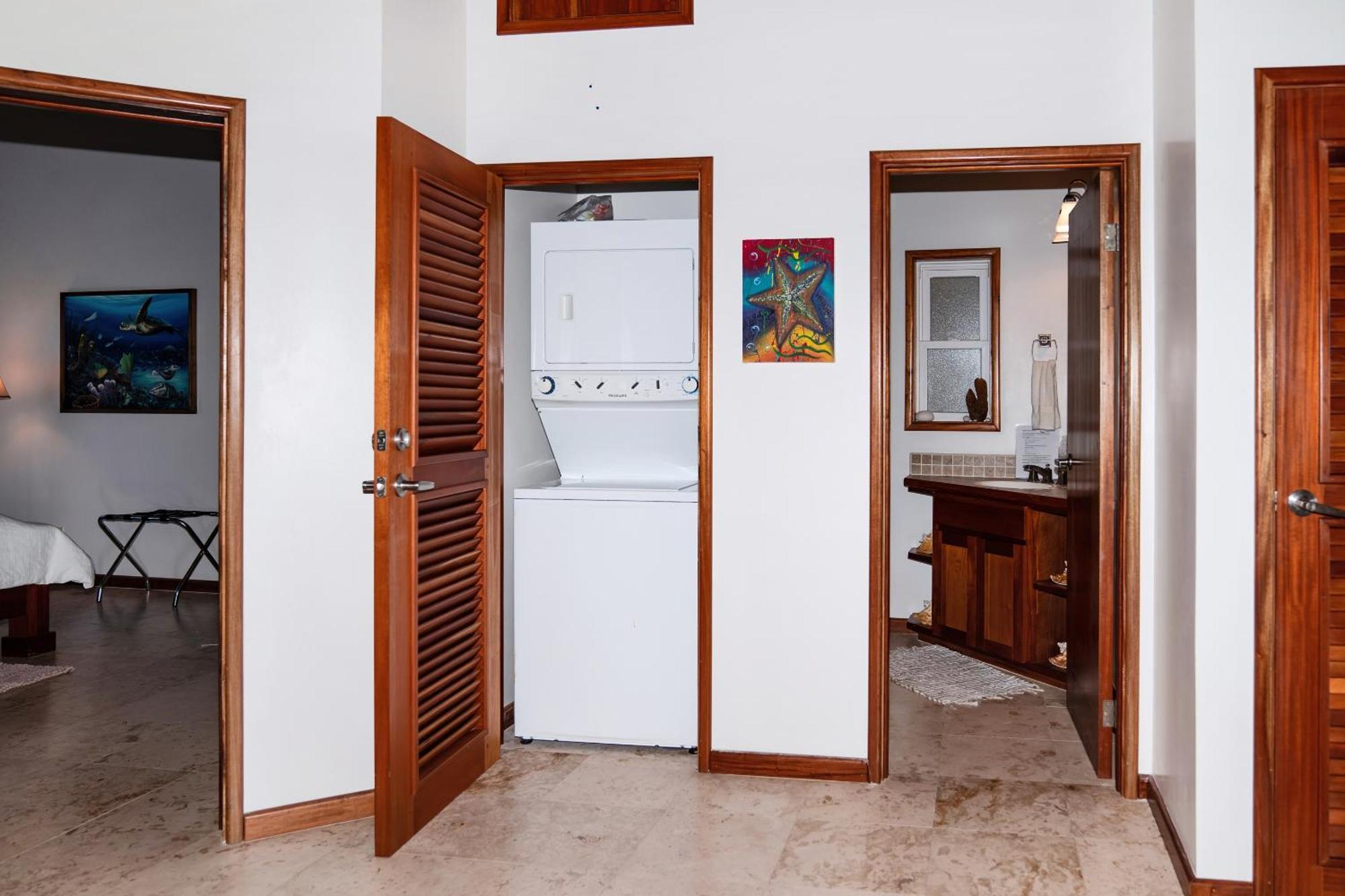 Residences At Barrier Reef 4C Oceanview 2 Bedroom By Stay Floreo San Pedro  Exterior photo