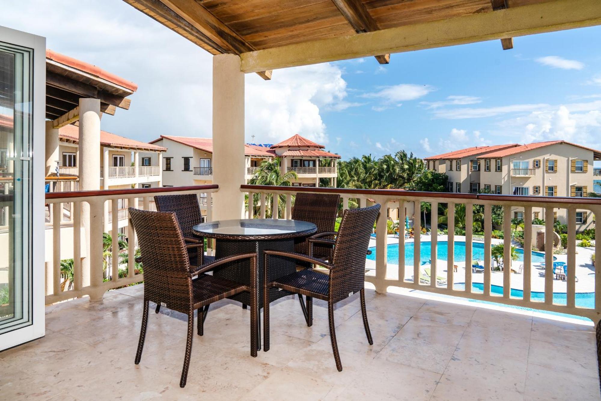 Residences At Barrier Reef 4C Oceanview 2 Bedroom By Stay Floreo San Pedro  Exterior photo